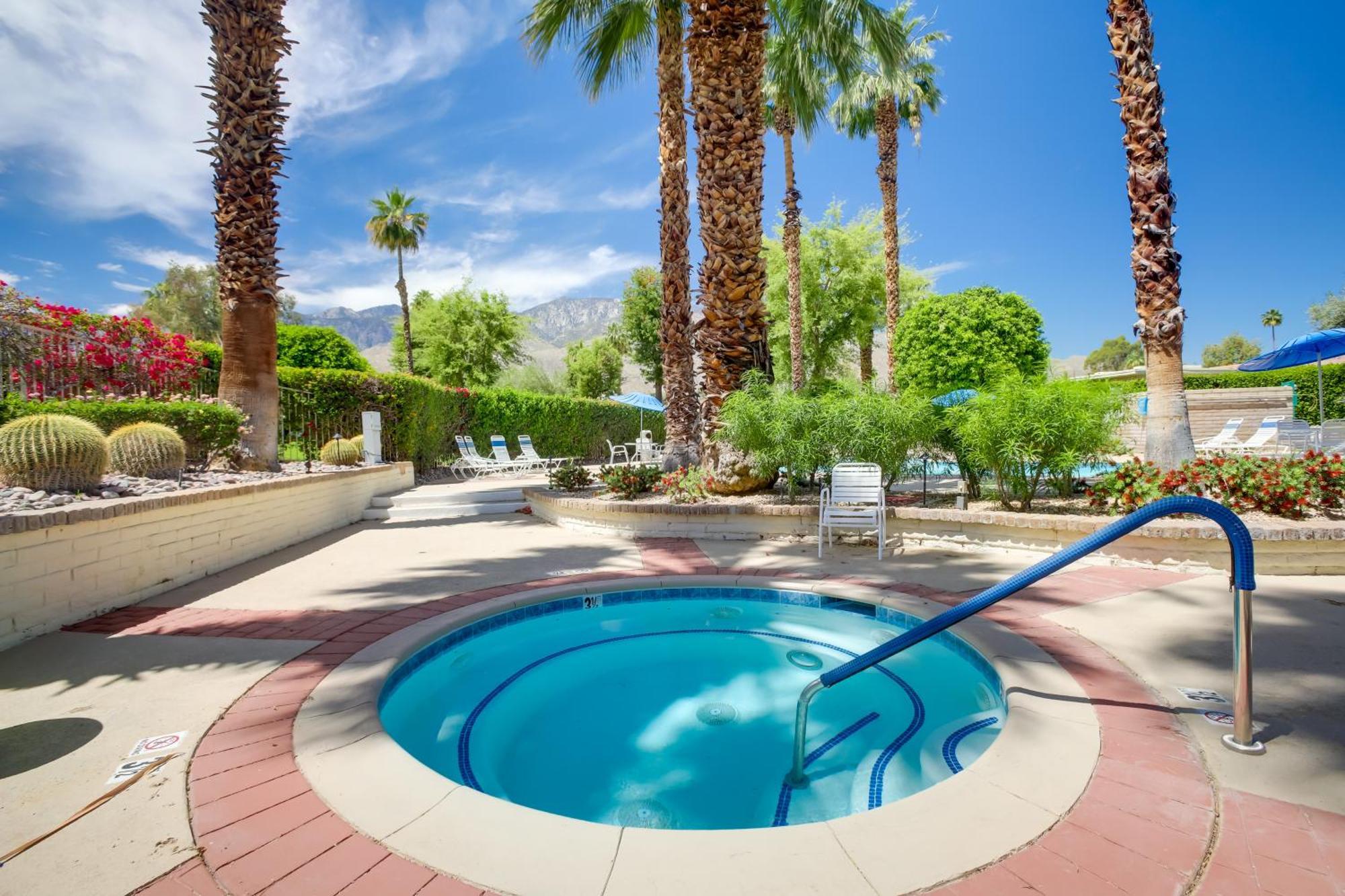 Ferienwohnung Sunny Palm Springs Haven Fenced Patio, 6 Pools! Exterior foto