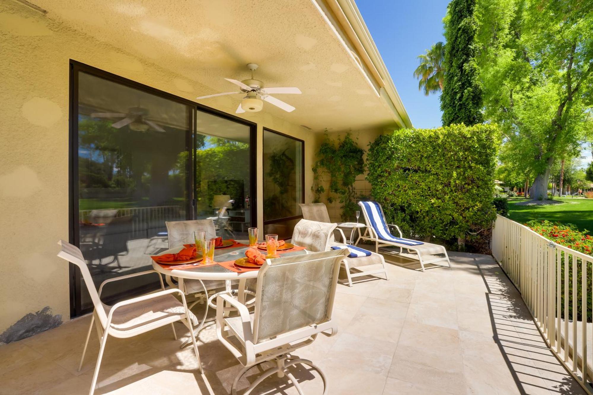 Ferienwohnung Sunny Palm Springs Haven Fenced Patio, 6 Pools! Exterior foto